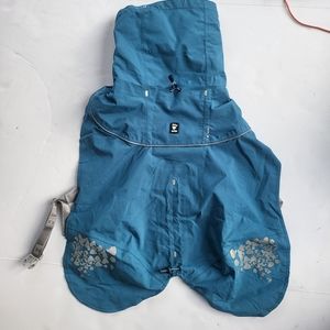 HURTTA monsoon 16 inch dog coat blue/teal (never worn)
